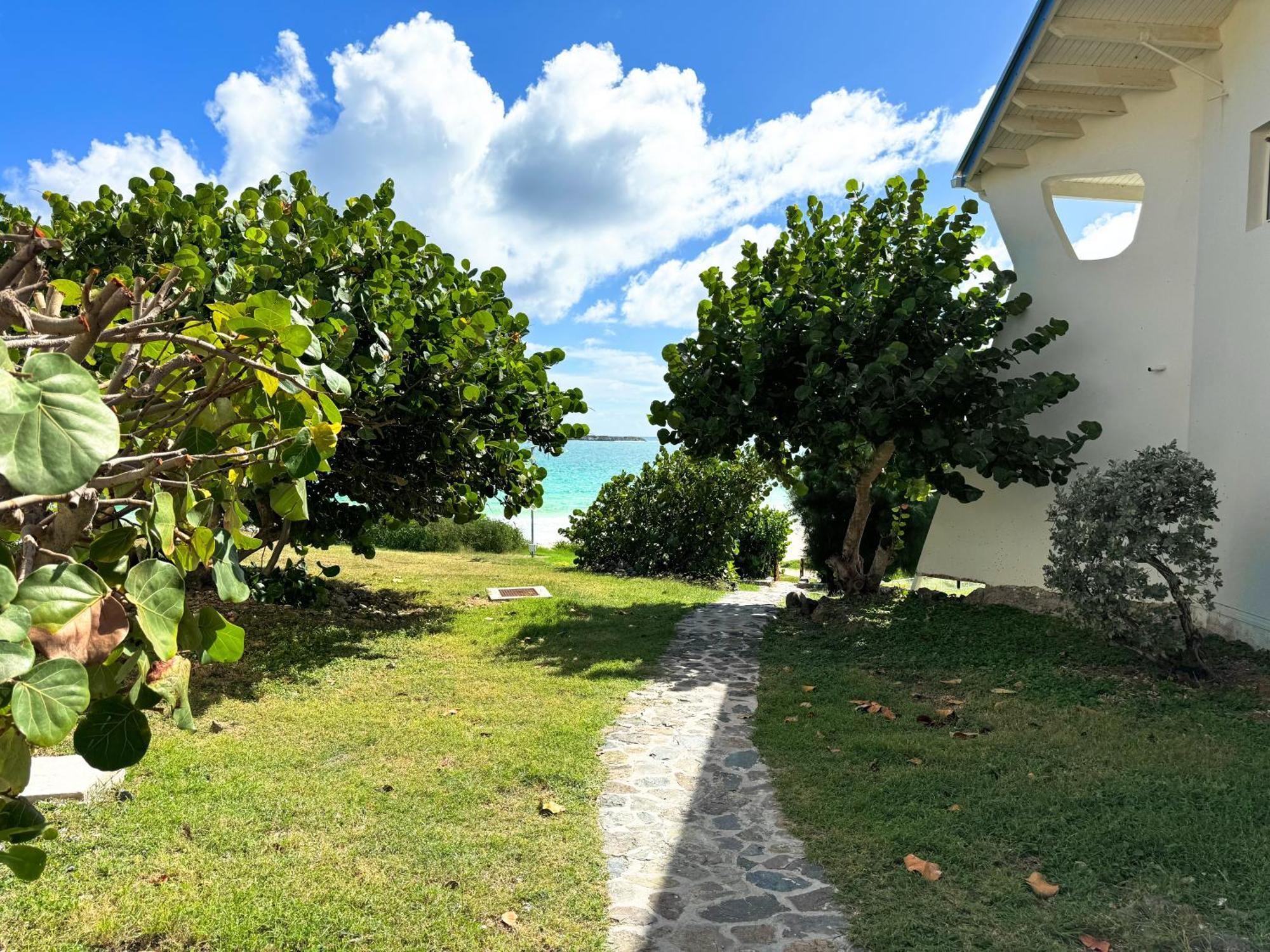 Top Floor Unit 520 Ft2 - 48 M2 With Stunning Dominant View On Ocean, St Barth, Orient Bay Cul de Sac Exterior photo