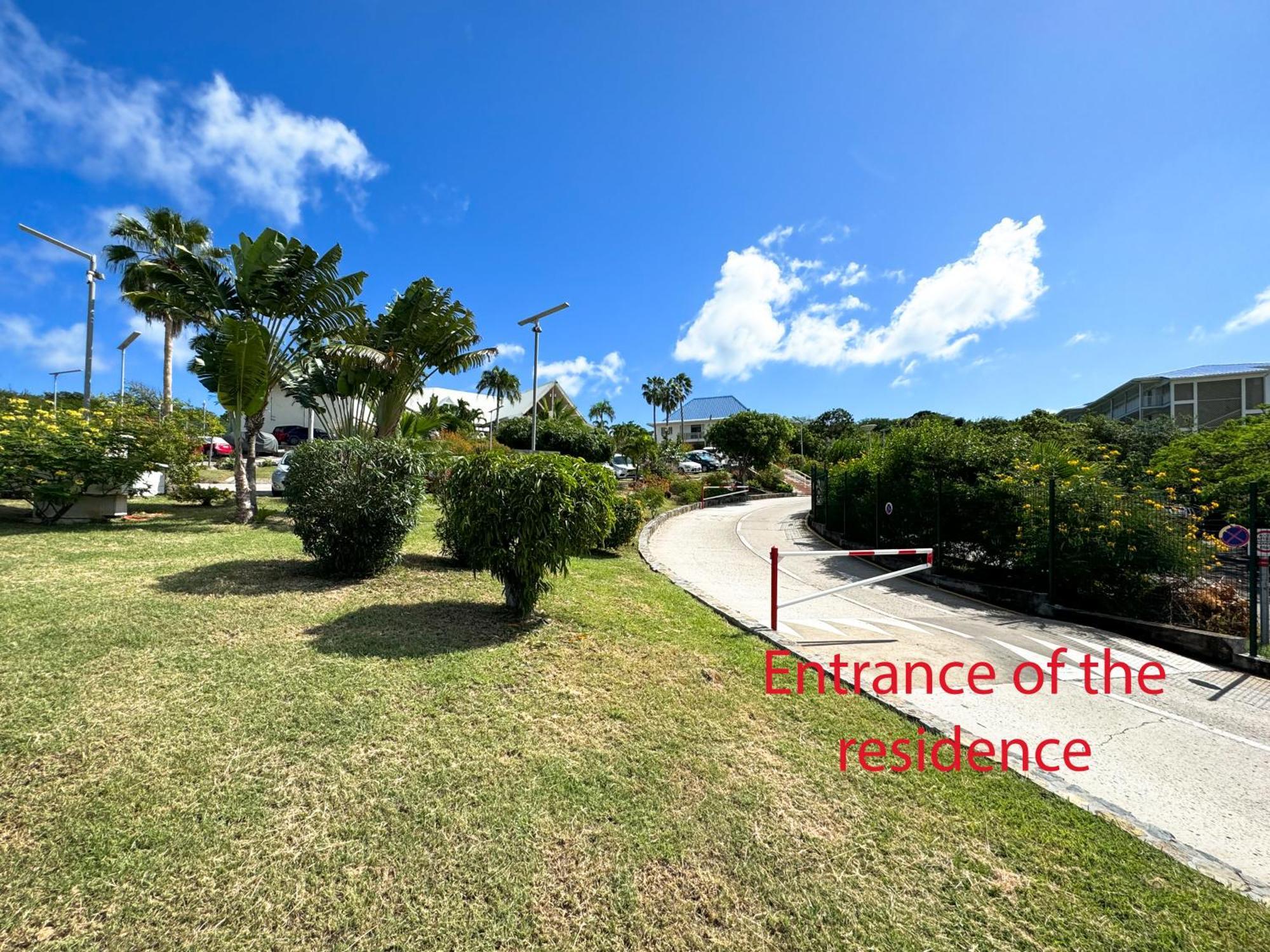 Top Floor Unit 520 Ft2 - 48 M2 With Stunning Dominant View On Ocean, St Barth, Orient Bay Cul de Sac Exterior photo